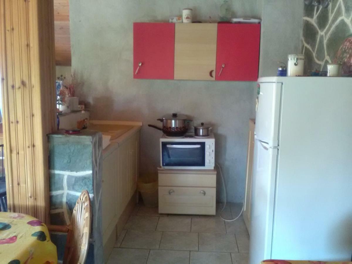 Villa Julia Nea Plagia Exteriör bild