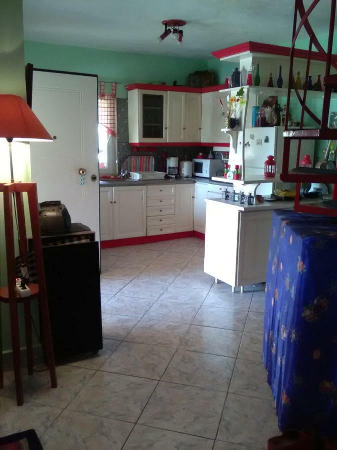 Villa Julia Nea Plagia Exteriör bild
